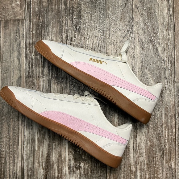 Puma White and Pink Casual Sneakers Size 9.5 - Picture 1 of 11
